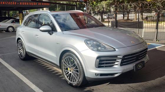 PORSCHE CAYENNE 3.0 V6 E-HYBRID AWD TIPTRONIC S